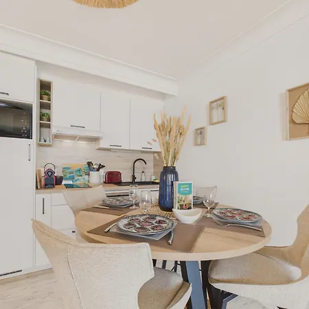 Apartment Vue Mer, Joli Pour 4 A 40m De La